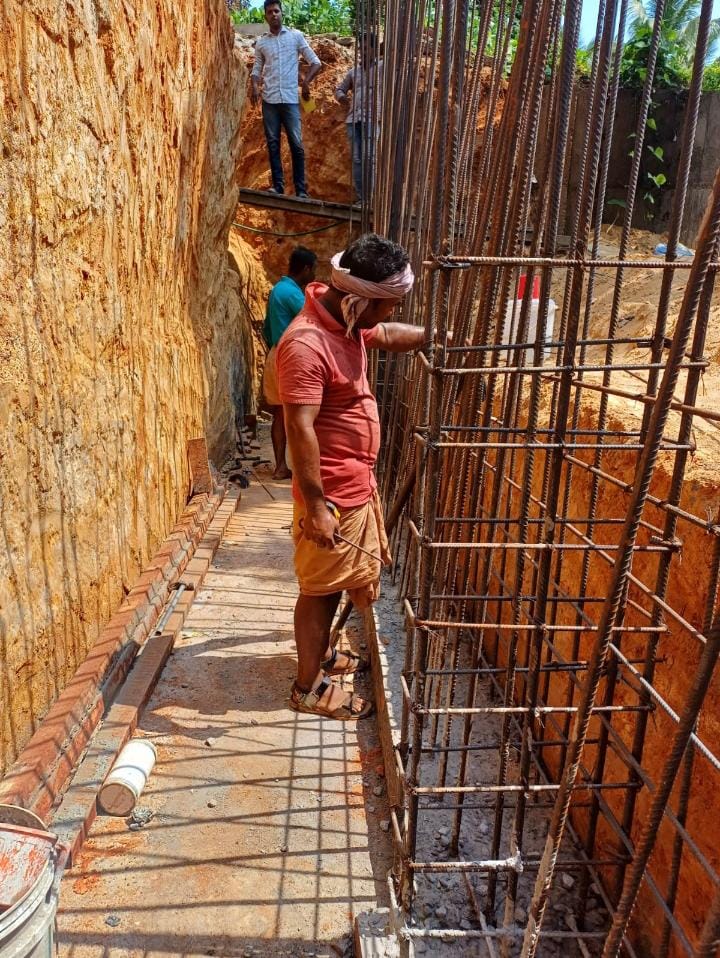 Retaining wall